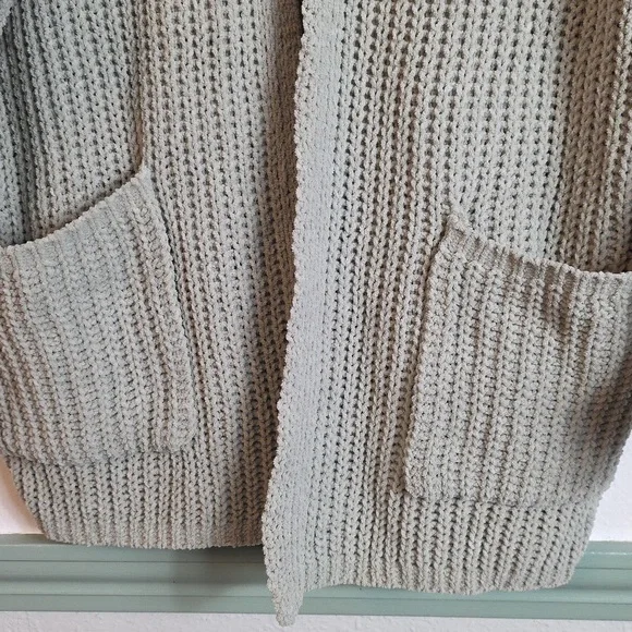 American Eagle Outfitters Sage Green Cardigan Sweater Large - Picture 6 of 12